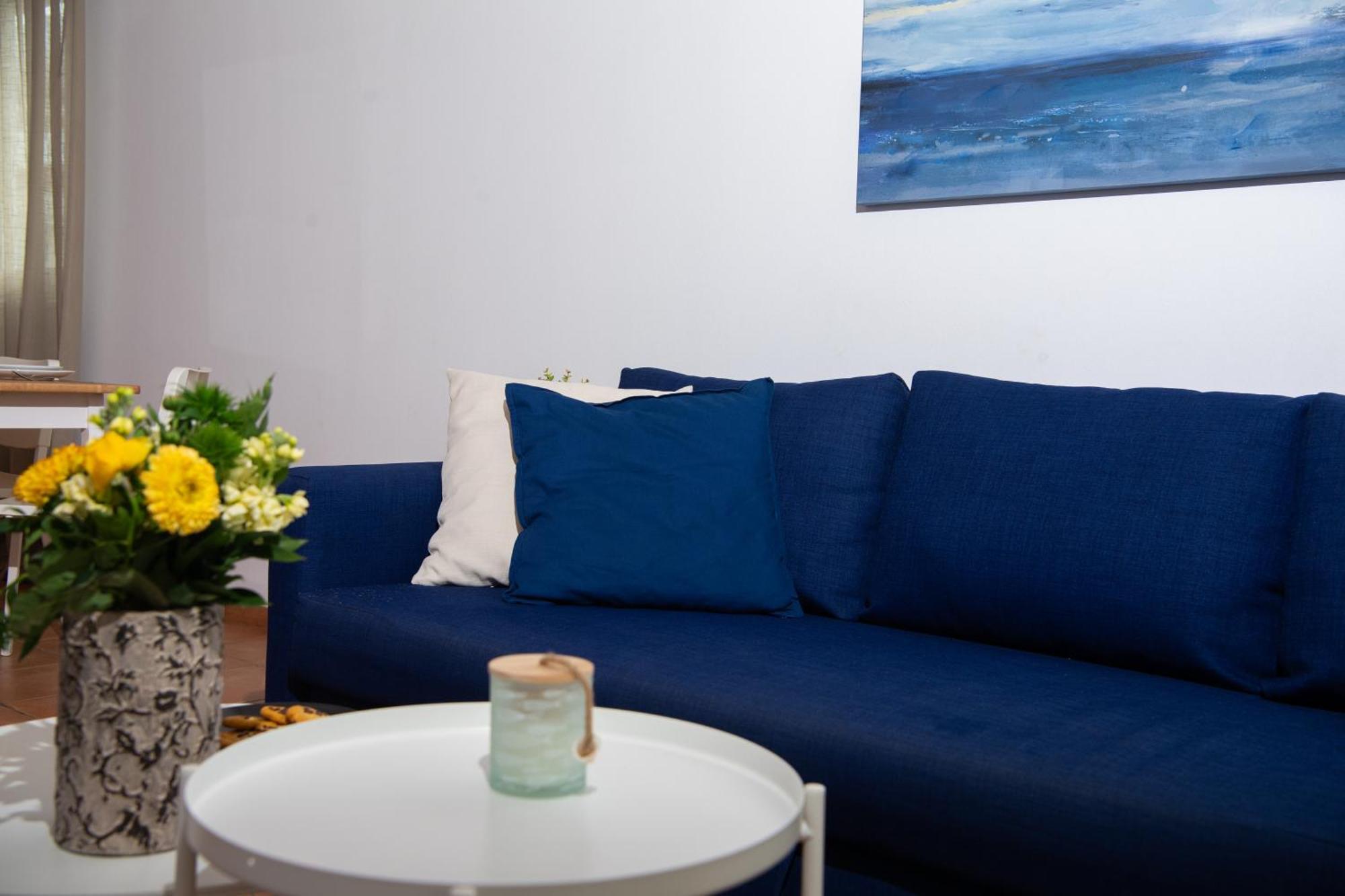 Path Latchi Beachfront Apartments Extérieur photo