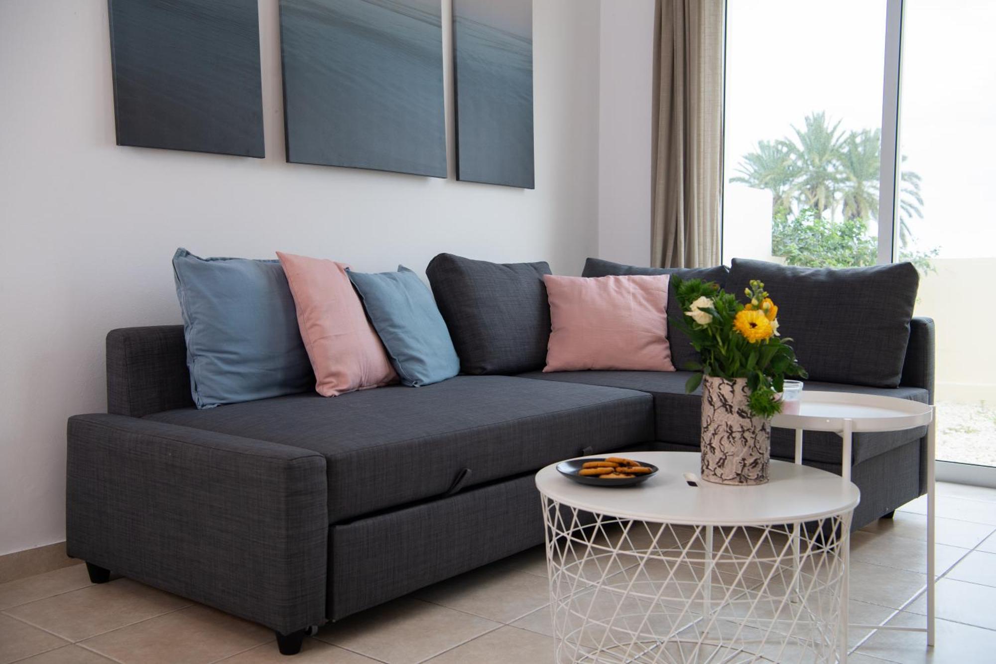 Path Latchi Beachfront Apartments Extérieur photo